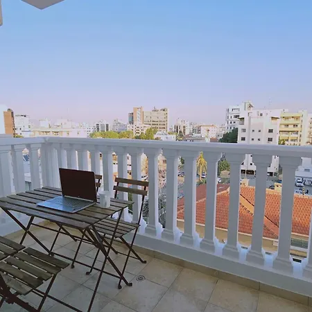 Cosmo * 尼科西亚